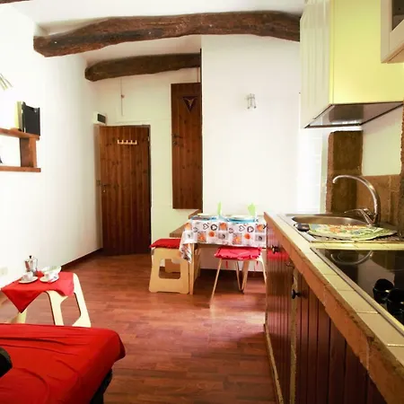 Holidaycasa Roby - A Due Passi Dal Mare 아파트 *